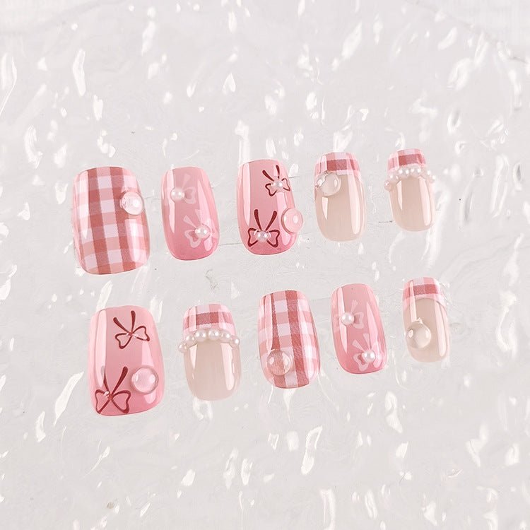 ネイルチップ Luminail プレミアムつけ爪 - ピンクチェック&リボンデザインショートネイル - ネイルチップ専門店 Luminail ルミネイル