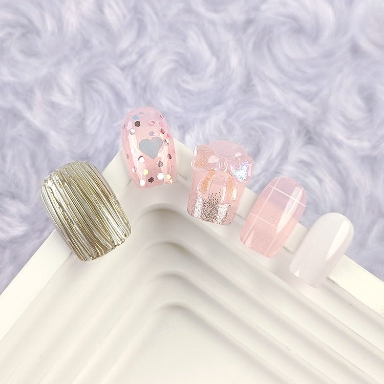 ネイルチップ Luminail プレミアムつけ爪 - フェミニンピンク&シルバーデザイン ショートネイル - ネイルチップ専門店 Luminail ルミネイル