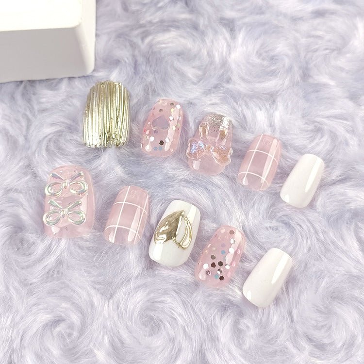 ネイルチップ Luminail プレミアムつけ爪 - フェミニンピンク&シルバーデザイン ショートネイル - ネイルチップ専門店 Luminail ルミネイル