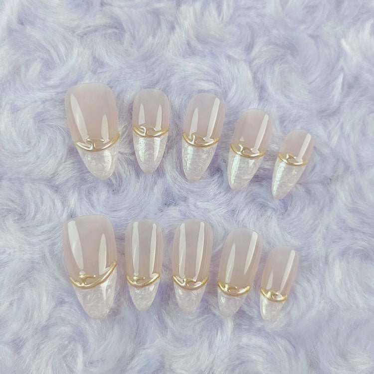 ネイルチップ Luminail プレミアムつけ爪 - ホワイト＆ゴールドラインデザインショートネイル - ネイルチップ専門店 Luminail ルミネイル