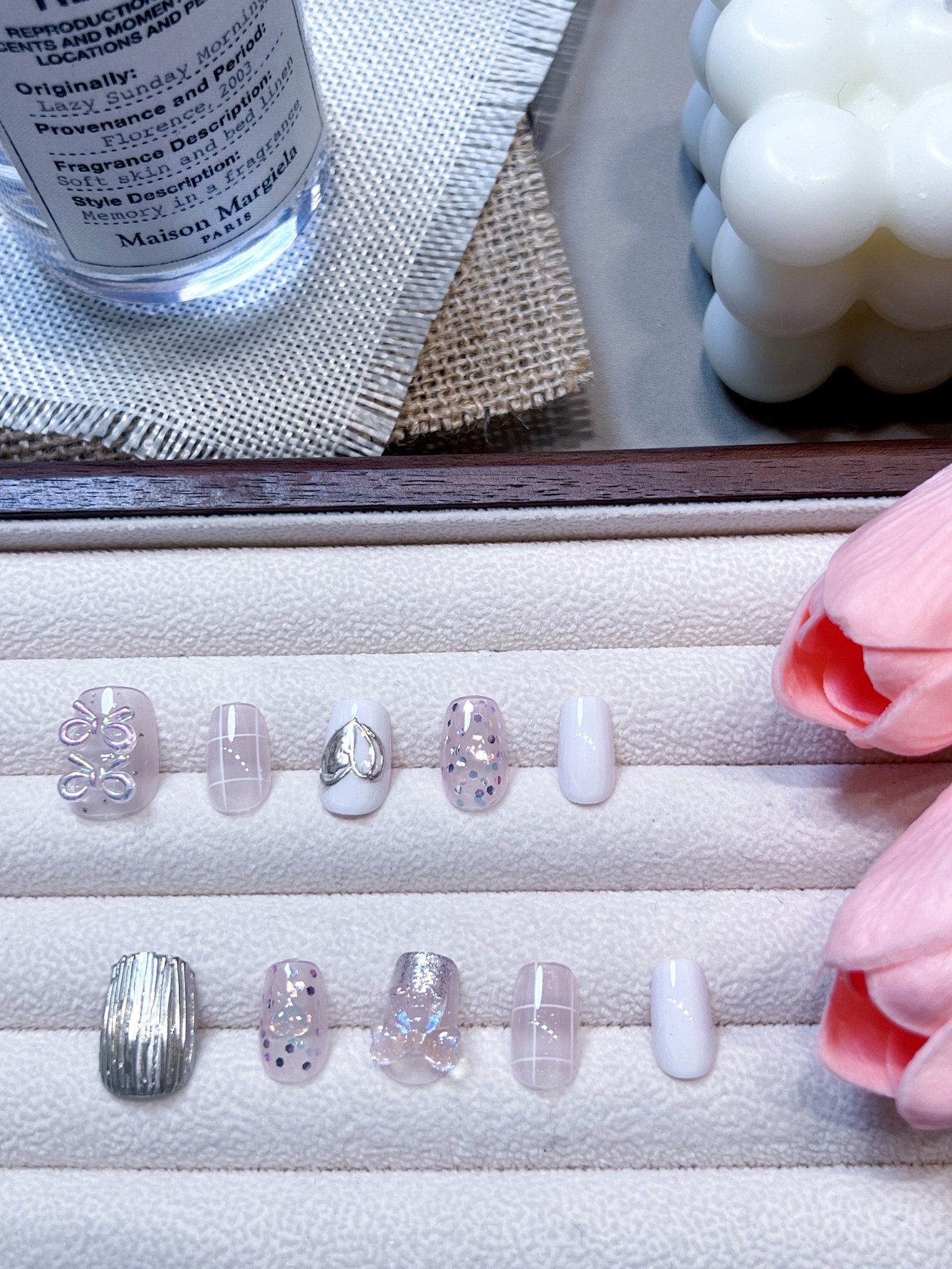 ネイルチップ Luminail プレミアムつけ爪 - フェミニンピンク＆シルバーデザイン ショートネイル - ネイルチップ専門店 Luminail ルミネイル