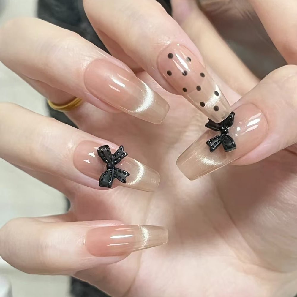 ネイルチップ Luminail プレミアムつけ爪 - エレガントリボン＆ドットデザインロングネイル - ネイルチップ専門店 Luminail ルミネイル