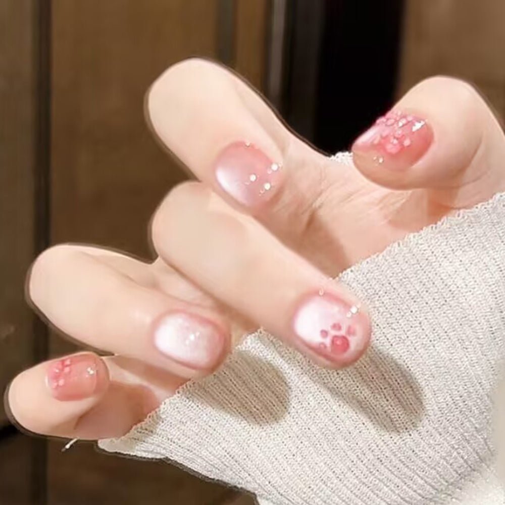 ネイルチップ Luminail プレミアムつけ爪 – 優雅に咲く桜ピンクのショートネイル 指先から溢れるフェミニンな魅力 - ネイルチップ専門店 Luminail ルミネイル