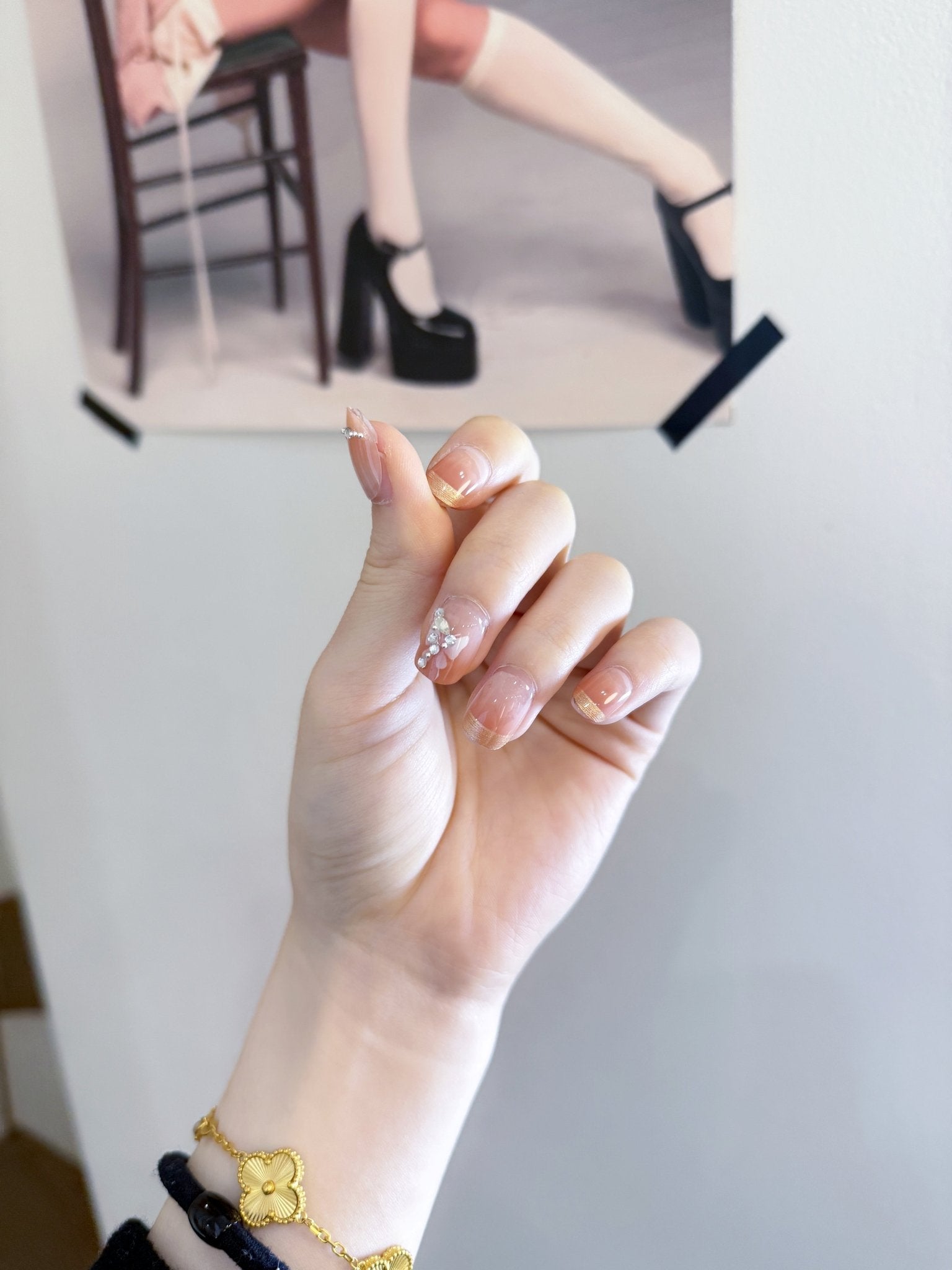 ネイルチップ Luminail プレミアムつけ爪 - 上品グラデーションベージュショートネイル - ネイルチップ専門店 Luminail ルミネイル